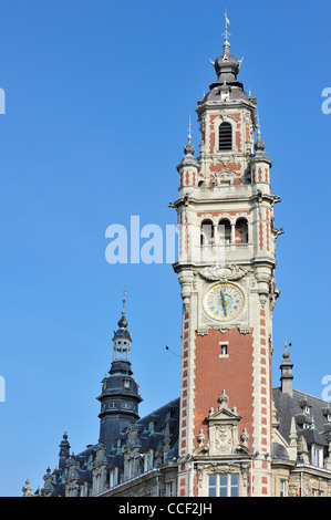 Glockenturm / Glockenturm der Chamber Of Commerce in Lille, Frankreich Stockfoto