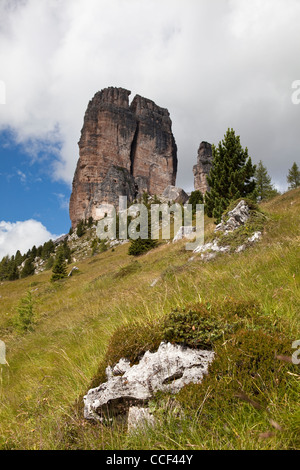 Ansichten von Cinque Torri, Dolomiten Alpen Italien Europa. Stockfoto