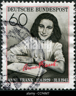 Eine Briefmarke gedruckt in Deutschland, widmet sich den 50. Jahrestag der Geburt Annelies Marie "Anne" Frank, ca. 1979 Stockfoto