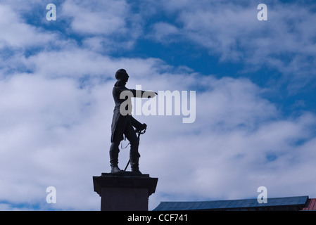 Statue von Antonio José de Sucre befindet sich in Santa Domingo Plaza in Quito, Ecuador. Stockfoto