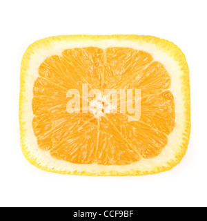 Nahaufnahme des quadratischen Orangenfrucht isoliert auf weißem Hintergrund Stockfoto