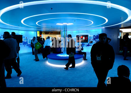 Jan 6,2011-Las Vegas, Nevada - USA. Intel-Stand während des 1. Tages der 2011 International CES. (Kredit-Bild: © gen Blevins/ZUMAPRESS.com) Stockfoto