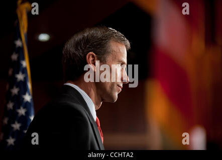 15. Dezember 2010 - Washington, District Of Columbia, US - Senator JOHN THUNE (R -SD) während einer Pressekonferenz auf ihren Widerstand gegen die Omnibus Ausgaben Rechnung. (Bild Kredit: Pete Marovich/ZUMAPRESS.com ©) Stockfoto