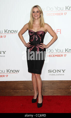 13. Dezember 2010 kommt für die Weltpremiere des Films "Wie weißt du," im Mann Village Theater - Westwood, Kalifornien, USA - REESE WITHERSPOON. (Kredit-Bild: © Lisa O'Connor/ZUMAPRESS.com) Stockfoto