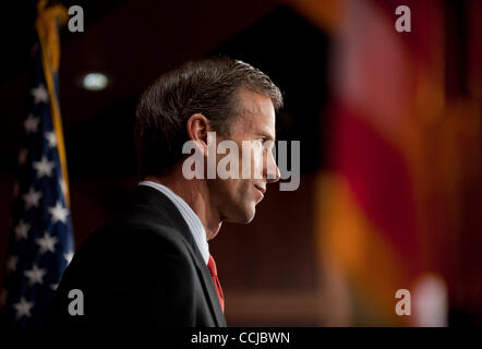 15. Dezember 2010 - Washington, District Of Columbia, US - Senator JOHN THUNE (R -SD) während einer Pressekonferenz auf ihren Widerstand gegen die Omnibus Ausgaben Rechnung. (Bild Kredit: Pete Marovich/ZUMAPRESS.com ©) Stockfoto