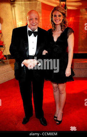 9. November 2010 - Nashville, Tennessee; USA - Teilnehmer FRED FOSTERL kommt auf dem roten Teppich bei den 58. Annual BMI Land Awards, die am BMI Gebäude stattfand.  Copyright 2010 Jason Moore. (Kredit-Bild: © Jason Moore/ZUMApress.com) Stockfoto