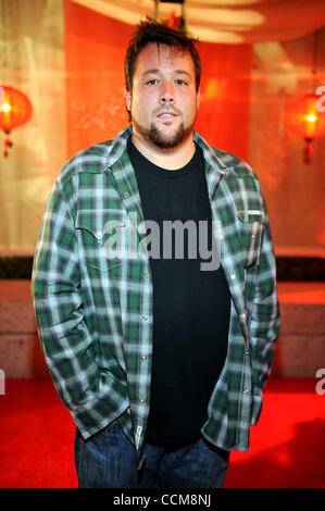 9. November 2010 - Nashville, Tennessee; USA - Musiker UNCLE KRACKER kommt auf dem roten Teppich bei den 58. Annual BMI Land Awards, die am BMI Gebäude stattfand.  Copyright 2010 Jason Moore. (Kredit-Bild: © Jason Moore/ZUMApress.com) Stockfoto