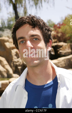 24. Juli 2004; Los Angeles, Kalifornien, USA; BJ NOVAK bei der Erfüllung des Fonds jährliche Summer Splash zugunsten der Jugend Stipendien auf dem Weingut Alfred Mann, Beverly Hills, Kalifornien. Stockfoto