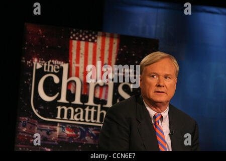 27. August 2004; New York, NY, USA; Nachrichtensprecherin CHRIS MATTHEWS in der speziellen New York Aufzeichnung seines Programms "The Chris Matthews Show" statt in den NBC Studios. Matthews ist in New York auf der Republican National Convention zu decken. Stockfoto