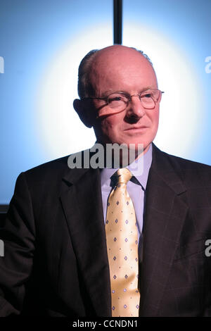 Sep 23, 2004 - San Ramon, Kalifornien, USA - ChevronTexaco Corporation Chairman und CEO DAVID J. O'REILLY fotografiert am Firmensitz in San Ramon. (Kredit-Bild: © Martin Klimek/ZUMA Press) Stockfoto