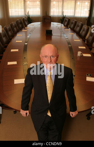 Sep 23, 2004 - San Ramon, Kalifornien, USA - ChevronTexaco Corporation Chairman und CEO DAVID J. O'REILLY fotografiert am Firmensitz in San Ramon. (Kredit-Bild: © Martin Klimek/ZUMA Press) Stockfoto
