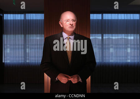 Sep 23, 2004 - San Ramon, Kalifornien, USA - ChevronTexaco Corporation Chairman und CEO DAVID J. O'REILLY fotografiert am Firmensitz in San Ramon. (Kredit-Bild: © Martin Klimek/ZUMA Press) Stockfoto