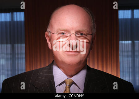 Sep 23, 2004 - San Ramon, Kalifornien, USA - ChevronTexaco Corporation Chairman und CEO DAVID J. O'REILLY fotografiert am Firmensitz in San Ramon. (Kredit-Bild: © Martin Klimek/ZUMA Press) Stockfoto
