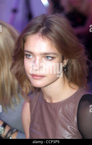 Russischen supermodel Natalia Vodianova (Wodjanowa) besucht Russian Fashion Week in Moskau. Stockfoto