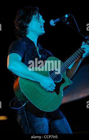 23. Oktober 2010 - Round Rock, Texas, durchführt Vereinigte Staaten von Amerika - Collective Soul während Live am Ballpark Music Festival im Dell Diamond in Round Rock, Texas. (Kredit-Bild: © Jerome Miron/Southcreek Global/ZUMApress.com) Stockfoto