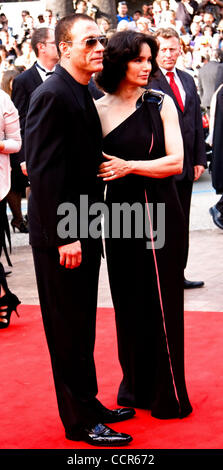 Die feierliche Eröffnung des Cannes Film Festival, Mai 12, 2010.Pictured: Schauspieler Jean Claude Van Damme und und Gladys Portugues Stockfoto