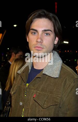 18. Dezember 2003 - Hollywood, Kalifornien, US - I8249CHW.'' GEHALTSSCHECK '' WELTPREMIERE. GRAUMANN DES CHINESE THEATRE. HOLLYWOOD, CA.12/18/03.Ã'Â© / / 2003.DREW FULLER. (Bild Kredit: Â © Clinton Wallace/Globe Photos/ZUMAPRESS.com) Stockfoto