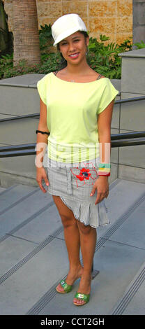 26. Mai 2004 - Hollywood, Kalifornien, US - K37537EG. DSDS FINALE-ANKÜNFTE AM KODAK THEATRE HOLLYWOOD UND HIGHLAND, HOLLYWOOD, CALIFORNIA.05/26/2004.  / 2004.CAMILE VELASCO (Kredit-Bild: © Ed Geller/Globe Photos/ZUMAPRESS.com) Stockfoto