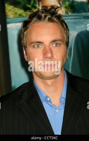 16. August 2004 - Hollywood, Kalifornien, US - K38717EG. OHNE EIN PADDEL-WELTPREMIERE AUF DER PARAMOUNT STUDIOS, HOLLYWOOD, CALIFORNIA .08/16/2004.  /E.G.I./ 2004.DAX SHEPARD. (Kredit-Bild: © Ed Geller/Globe Photos/ZUMAPRESS.com) Stockfoto