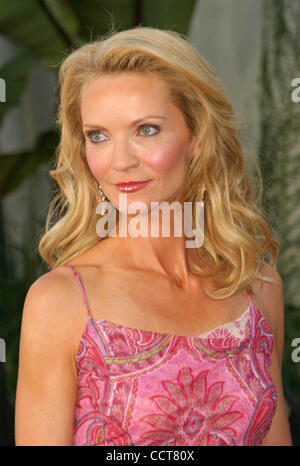 15. Juli 2004 - Hollywood, Kalifornien, US - K38285EG. DIE BOURNE VORHERRSCHAFT WELTPREMIERE AUF DER CINERAMA-KUPPEL UND ARCLIGHT KINOS, CA... 15.07.2004.  /EGI/ 2004. JOAN ALLEN(Credit Image: © Ed Geller/Globe Photos/ZUMAPRESS.com) Stockfoto