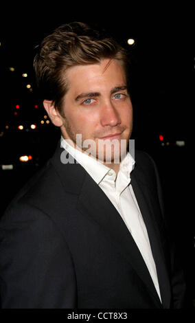 8. November 2004 - Hollywood, Kalifornien, US - K40162EG. KINSEY LOS ANGELES PREMIERE IM MANN VILLAGE THEATRE IN WESTWOOD, CALIFORNIA.11/08/2004.  /E.G.I./ 2004.JAKE GYLLENHAAL (Kredit-Bild: © Ed Geller/Globe Photos/ZUMAPRESS.com) Stockfoto