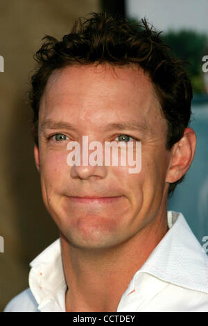 16. August 2004 - Hollywood, Kalifornien, US - K38717EG. OHNE EIN PADDEL-WELTPREMIERE AUF DER PARAMOUNT STUDIOS, HOLLYWOOD, CALIFORNIA .08/16/2004.  /E.G.I./ 2004.MATTHEW LILLARD. (Kredit-Bild: © Ed Geller/Globe Photos/ZUMAPRESS.com) Stockfoto