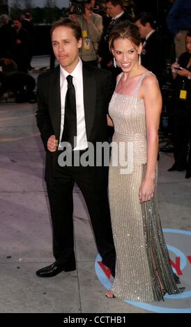 29. Februar 2004 - Hollywood, Kalifornien, US - K35863EG. VANITY FAIR OSCAR PARTY 2004 IN MORTONS RESTAURANT, WEST HOLLYWOOD, KALIFORNIEN 29.02.2004.  / 2004 (Kredit-Bild: © Ed Geller/Globe Photos/ZUMAPRESS.com) Stockfoto
