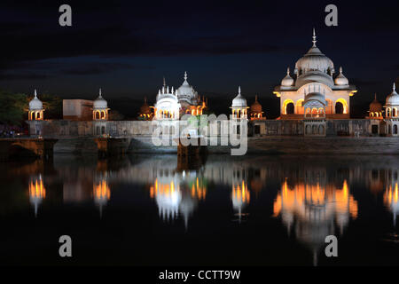 Ansicht von Kusum Sarovar in der Nähe von Govardhan. Stockfoto