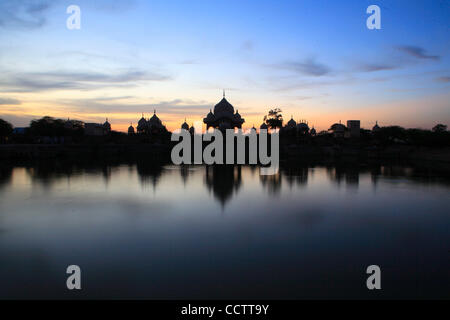 Ansicht von Kusum Sarovar in der Nähe von Govardhan. Stockfoto