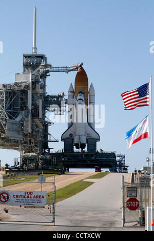 13. Mai 2010: Space Shuttle Atlantis, STS-132, während der letzten Vorbereitungen vor dem Start am Kennedy Space Center. Atlantis ist geplant für den endgültigen Start 14. Mai 2010 bevor die Shuttle-Flotte noch in diesem Jahr in den Ruhestand.   Obligatorische Credit: Donald Montague / Southcreek Global Stockfoto