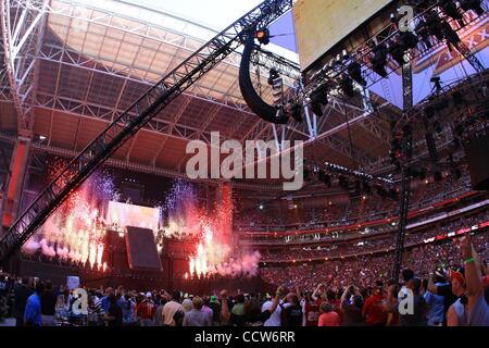 28. März 2010 - Phoenix, Arizona, USA - die Szene im Phoenix Stadium bei WWE Wrestlemania 26. (Kredit-Bild: © Matt Roberts/ZUMA Press) Stockfoto