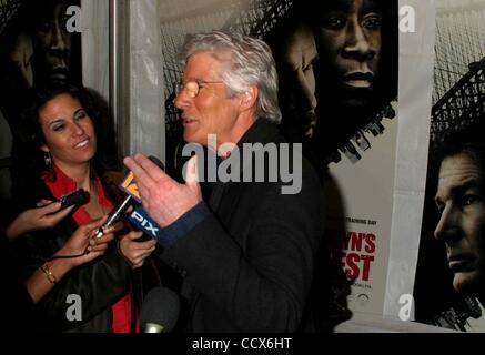 2. März 2010 - New York, New York, USA - New York-Premiere von '' Brooklyns Finest'' die AMC Loews Lincoln Square Theater NYC 02.03.2010 Fotos von Entfernungsmesser - Fotos Inc.Ã'Â©2010.RICHARD GERE. K63738RM (Bild Kredit: Â © Rick Mackler/Globe Photos/ZUMApress.com) Stockfoto