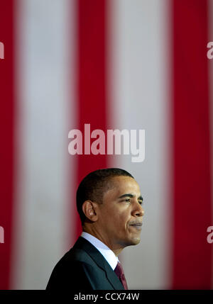 Mar 31,2010 - Andrews Air Force Base in Maryland USA - In einer Rede zur Energiesicherheit, Präsident Obama seine Pläne Mittwoch um große Schwaden des US-Küstengewässern in den Atlantischen Ozean und dem Golf von Mexiko, Öl und Erdgas bohren zu öffnen.   Obama machte diese Bemerkung bei einem Auftritt mit Inte Stockfoto