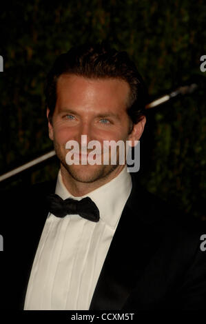 7. März 2010 - Los Angeles, California, Vereinigte Staaten von Amerika - BRADLEY COOPER besucht die 2010 Vanity Fair Oscar Party in The Sunset Tower Hotel in West Hollywood, Kalifornien am 03 07 10 2010... K64864LONG. (Kredit Im Stockfoto