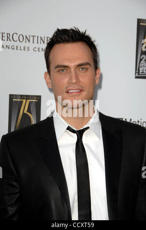 1. Mai 2010 - Los Angeles, Kalifornien, USA - CHEYENNE JACKSON besucht die 5. jährlichen '' eine feine Romanze '' Gala Held in den 20th Century Fox Studios In Los Angeles CA profitieren.  01.05.10. 2010.K64710LONG (Kredit-Bild: © D. Long/Globe Photos/ZUMApress.com) Stockfoto