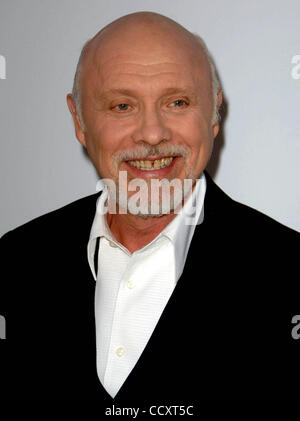 1. Mai 2010 - Los Angeles, Kalifornien, USA - HECTOR ELIZONDO besucht die 5. jährlichen '' eine feine Romanze '' Gala Held in den 20th Century Fox Studios In Los Angeles CA profitieren.  01.05.10. 2010.K64710LONG (Kredit-Bild: © D. Long/Globe Photos/ZUMApress.com) Stockfoto