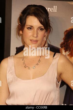 6. April 2010 - New York, New York, USA-Schauspielerin MELANIE LYNSKEY besucht die New Yorker Premiere von "Date Night" im Ziegfeld Theater statt. (Kredit-Bild: © Nancy Kaszerman/ZUMA Press) Stockfoto