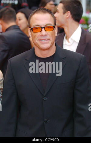 Schauspieler Jean Claude VAn Damme besucht die "Sie werden treffen A Tall Dark Stranger" Stockfoto