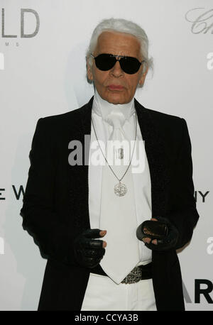 20. Mai 2010 - Hollywood, Kalifornien, USA - KARL LAGERFELD.2010 AmfAR ist Kino gegen AIDS-Gala im Hotel Du Cap in Antibes, Frankreich 20.05.2010. K65505RHARV. (Kredit-Bild: © Roger Harvey/Globe Photos/ZUMApress.com) Stockfoto