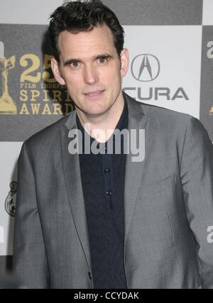 5. März 2010 abgehaltenen LA LIVE Event Deck, Los Angeles, Kalifornien, USA - Schauspieler MATT DILLON bei der 25. Film Independent Spirit Awards. (Kredit-Bild: © Paul Fenton/ZUMA Press) Stockfoto