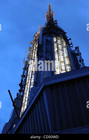 21. April 2010 - Manhattan, New York, USA - das Empire State Building Radioantenne.  (Kredit-Bild: © Bryan Smith/ZUMA Press) Stockfoto