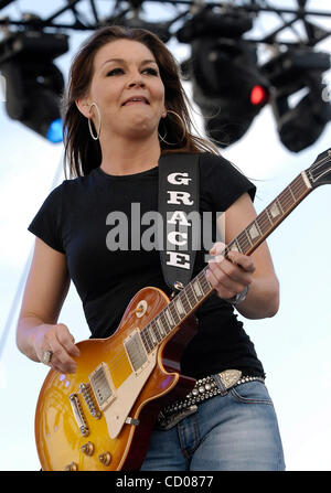 4. Mai 2008; Indio, Kalifornien, USA; Musiker GRETCHEN WILSON während Stagecoach-Country-Musik-Festival 2008 im Empire Polo Club. Obligatorische Credit: Foto von Vaughn Youtz/ZUMA Press. (©) Copyright 2007 von Vaughn Youtz. Stockfoto