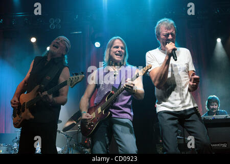 "DEEP PURPLE" legendärer Rock-Gruppe Live-Konzert in der Stadt von Kazan. Im Bild: Roger Glover, Steve Morse, Ian Gillan Stockfoto