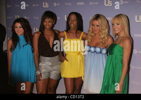 17. April 2008 - Hollywood, Kalifornien, US - I13312CHW. US WEEKLY HOT HOLLYWOOD 2008. BESO, HOLLYWOOD, CALIFORNIA 04-17-2008.DANITY-KANE -L-R - AUNDREA FIMBRES, D.WOODS, DAWN RICHARDS, AUBREY O' Day und SHANNON BEX (Kredit-Bild: © Clinton Wallace/Globe Photos/ZUMAPRESS.com) Stockfoto