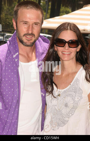 8. Juni 2008 - Hollywood, Kalifornien, US - I13362CHW. EINE ZEIT FÜR HELDEN CELEBRITY CARNIVAL GESPONSERT VON DISNEY, DIE ELIZABETH GLASER PEDIATRIC AIDS FOUNDATION ZU PROFITIEREN. WADSWORTH Theater, WESTWOOD, Kalifornien-06-08-2008.DAVID-ARQUETTE und COURTENEY COX-ARQUETTE (Kredit-Bild: © Clinton Wallace/Glo Stockfoto
