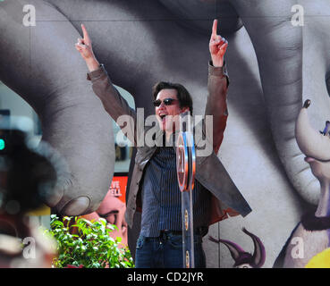 8. März 2008 statt - Westwood, Kalifornien, USA - Schauspieler JIM CARREY in der "Dr. Seuss' Horton Hears A Who" Welt-Premiere im Village Theatre in Westwood. (Kredit-Bild: © Lisa O'Connor/ZUMA Press) Stockfoto