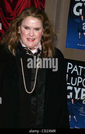 27. März 2008 - New York, New York, USA - Premiere des GYPSY.ST JAMES THEATER 27.03.2008.       2008.CILLA WESTON. K56793RM (Kredit-Bild: © Rick Mackler/Globe Photos/ZUMAPRESS.com) Stockfoto