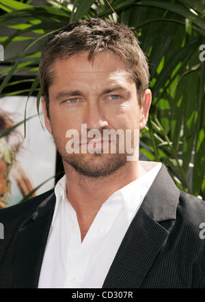 30. März 2008 - Hollywood, Kalifornien, USA - Schauspieler GERARD BUTLER, Ankunft in der "Insel der Abenteuer" Welt-Premiere im Mann Chinese Theatre statt. (Kredit-Bild: © Lisa O'Connor/ZUMA Press) Stockfoto