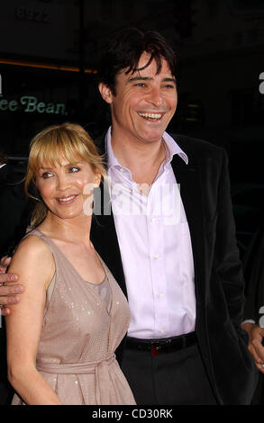 31. März 2008 - Hollywood, Kalifornien, US - I13036PR. DIE PREMIERE VON "LEATHERHEADS '' BEI GRAUMANS CHINESE THEATRE, HOLLYWOOD, CA 31.03.2008.  --2008.GORAN VISNJIC (Kredit-Bild: © Phil Roach/Globe Photos/ZUMAPRESS.com) Stockfoto