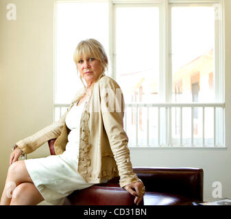 2. April 2008, San Diego, Kalifornien, USA  PATTIE BOYD, Autor und Fotograf (und Ex-Frau von George Harrison und Eric Clapton), in La Jolla auf 2. April 2008 auf gezeigt.  Mandatory Credit: Foto von K.C. Alfred/der San Diego Union-Tribune/Zuma Press. Copyright 2008 San Diego Union-Tribune Stockfoto